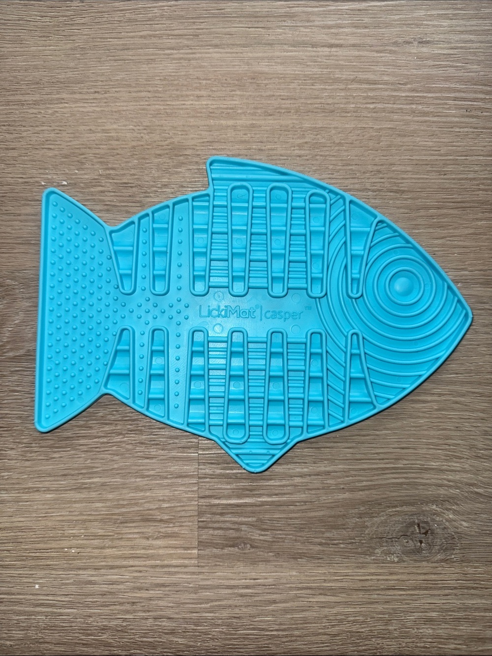 LICKIMAT CASPER Fish Slow Feeder Mat Dog or Cat
